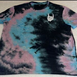 Men’s large tie-dye T-shirt